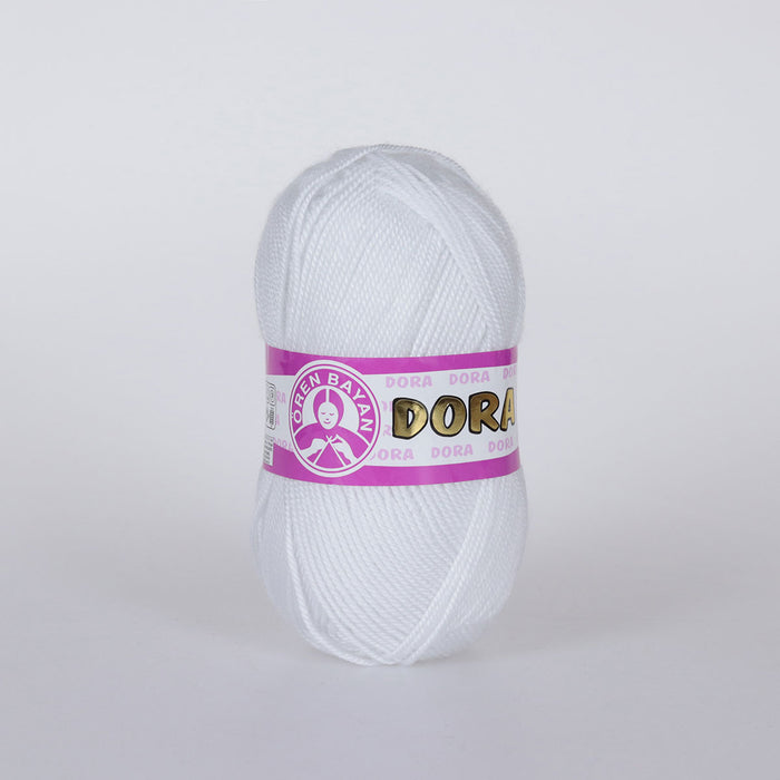 Dora Hand Knitting Yarn White